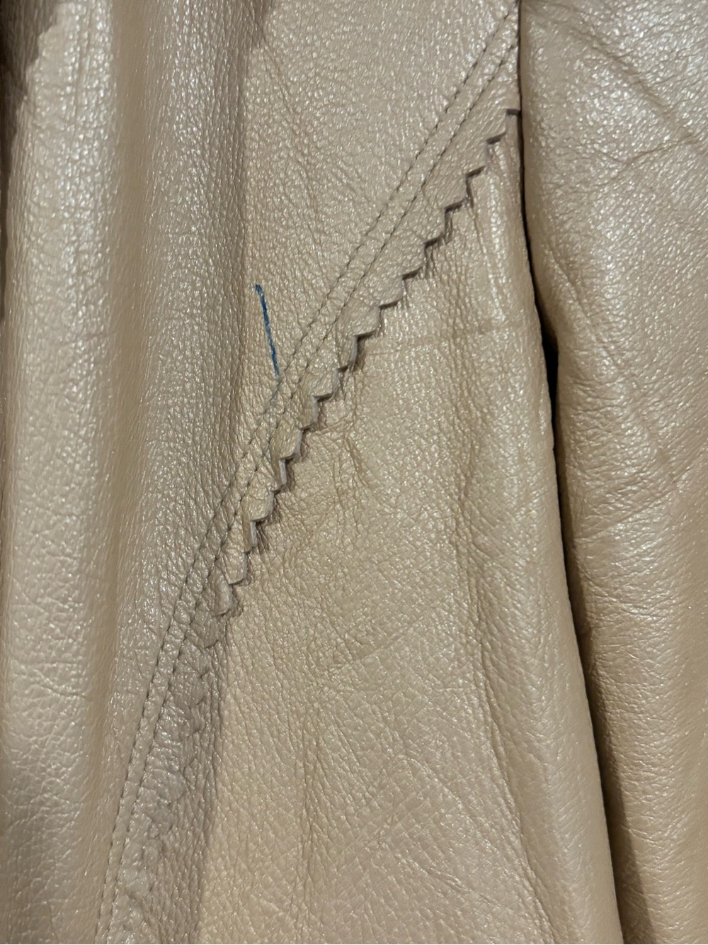 Vintage Anne Klein Cream Leather Blazer - Picture 4 of 12